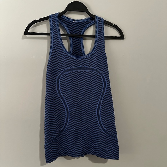 lululemon athletica Tops - Lululemon Swift Tank